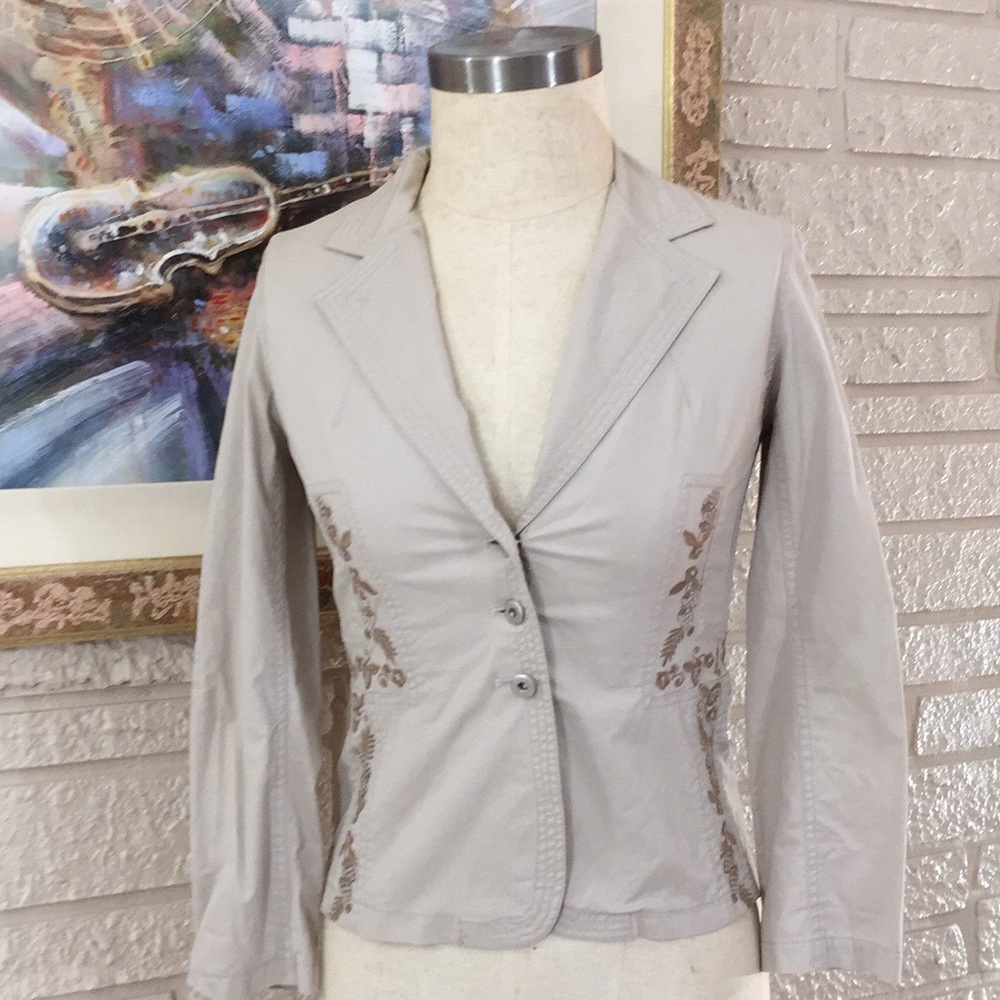No Tags Khaki Embroidered Design Curve Hem Jacket
